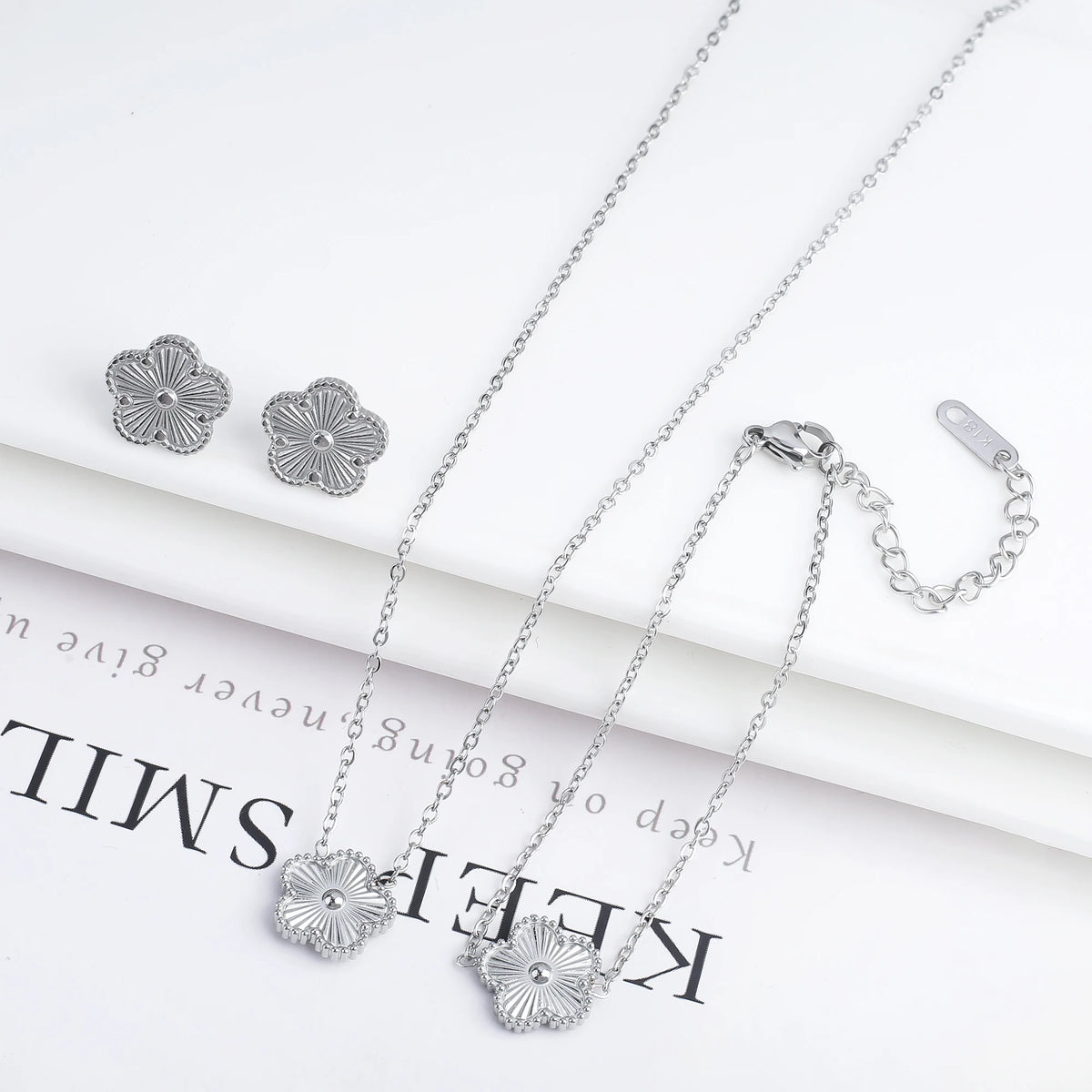 Flower Necklace Earrings Set